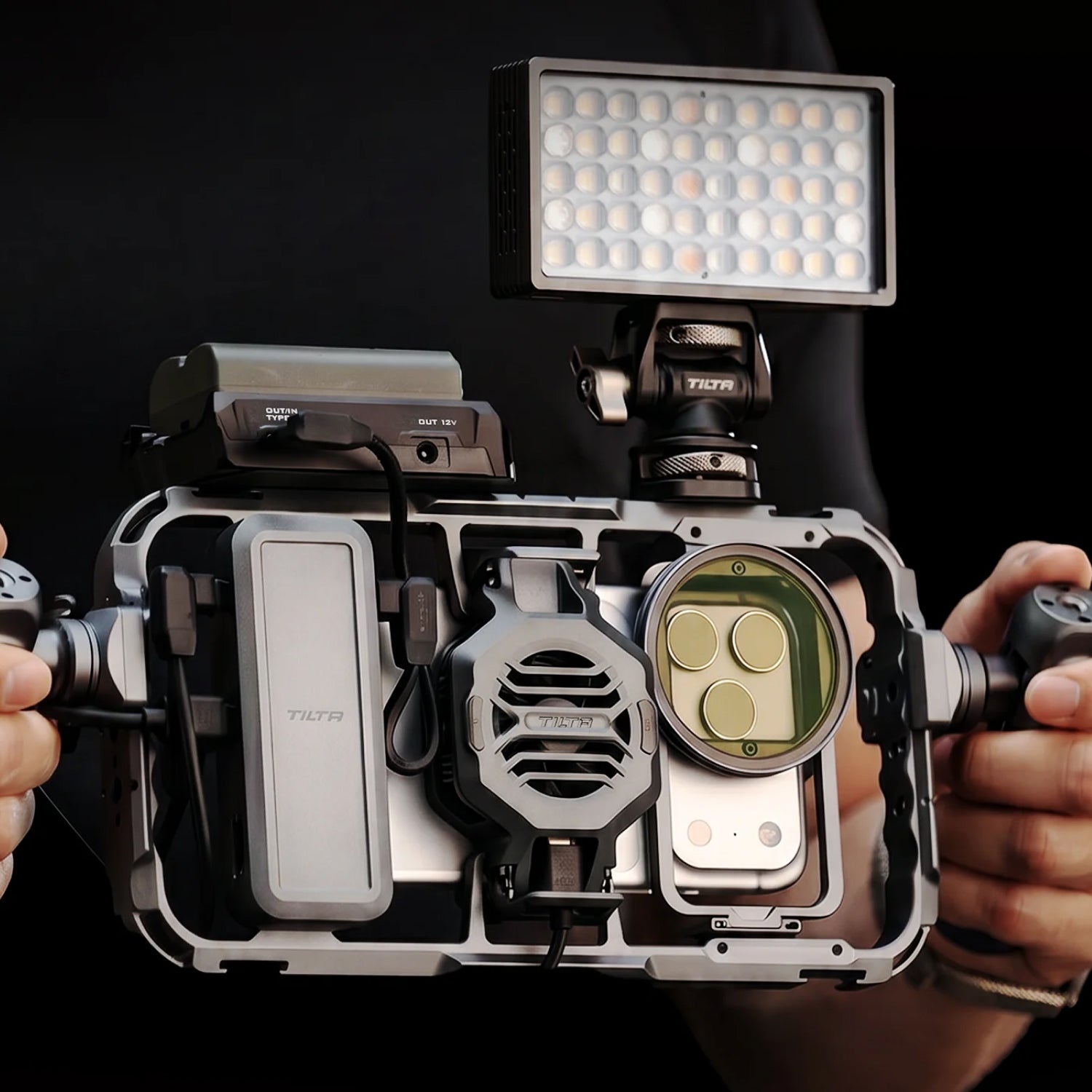 Khronos Cooling System for Universal Smartphone Case