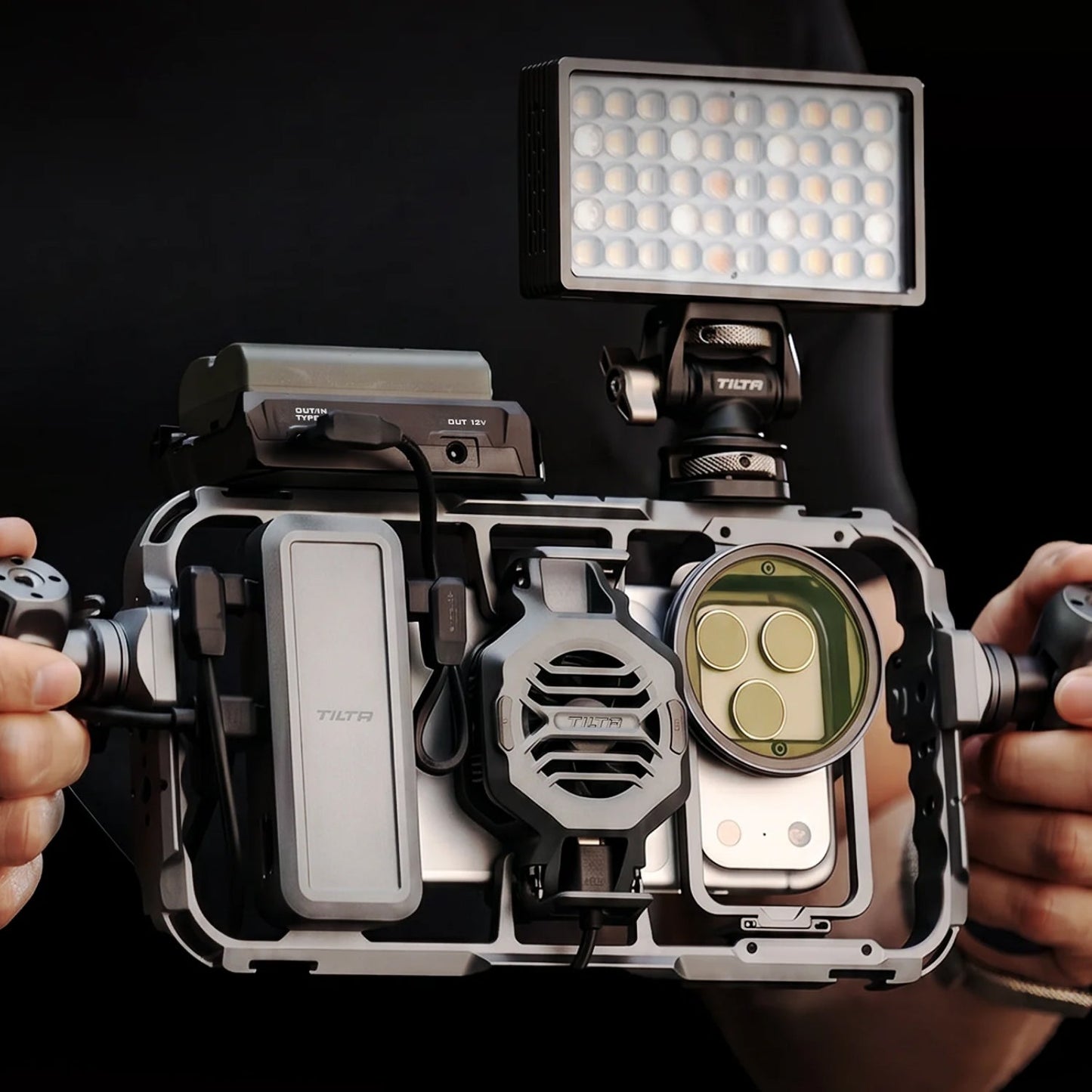 Khronos Universal Smartphone Case