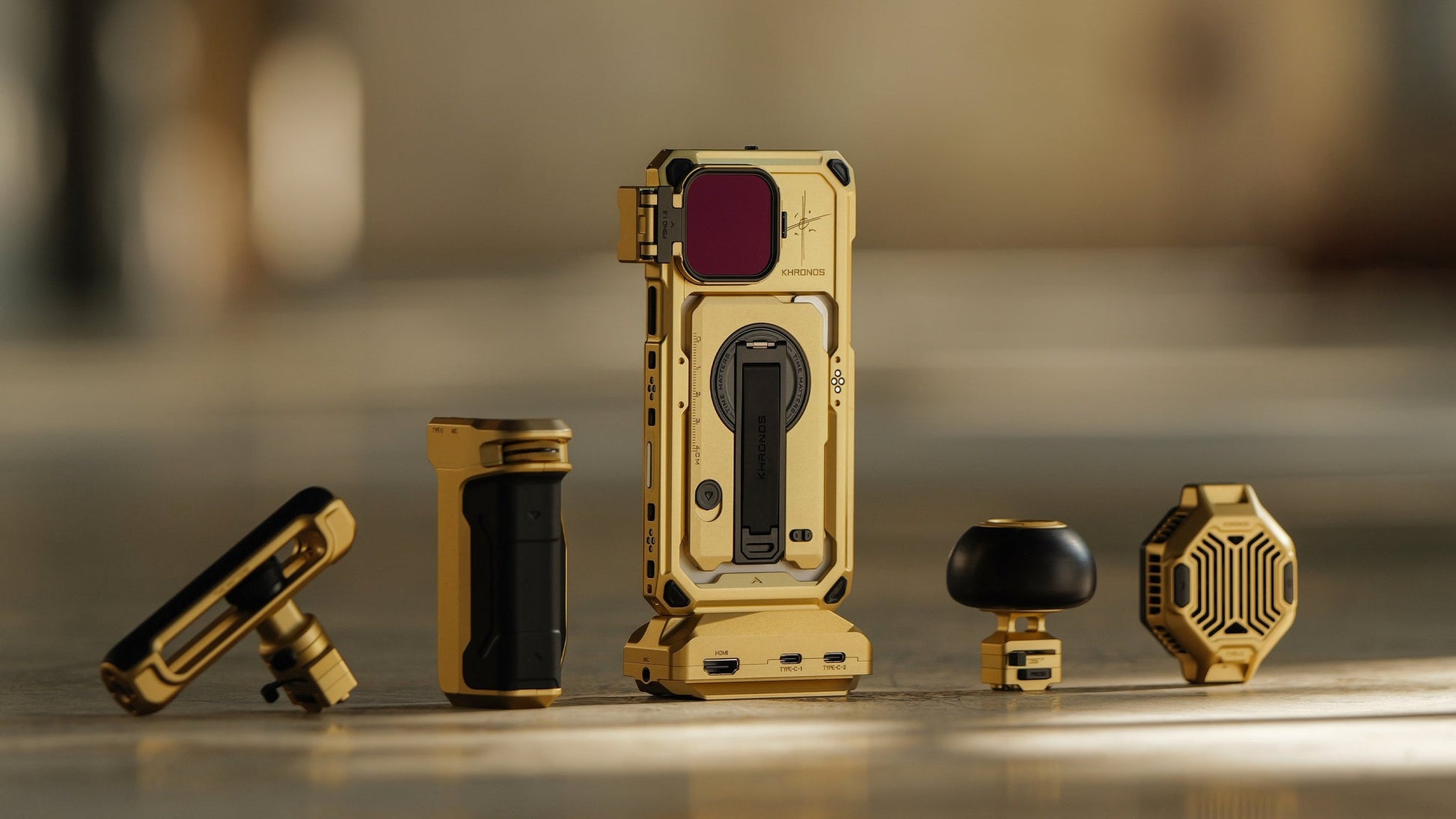 Khronos x On the Roam iPhone 16 Pro/Pro Max Ultimate Kit – Gold
