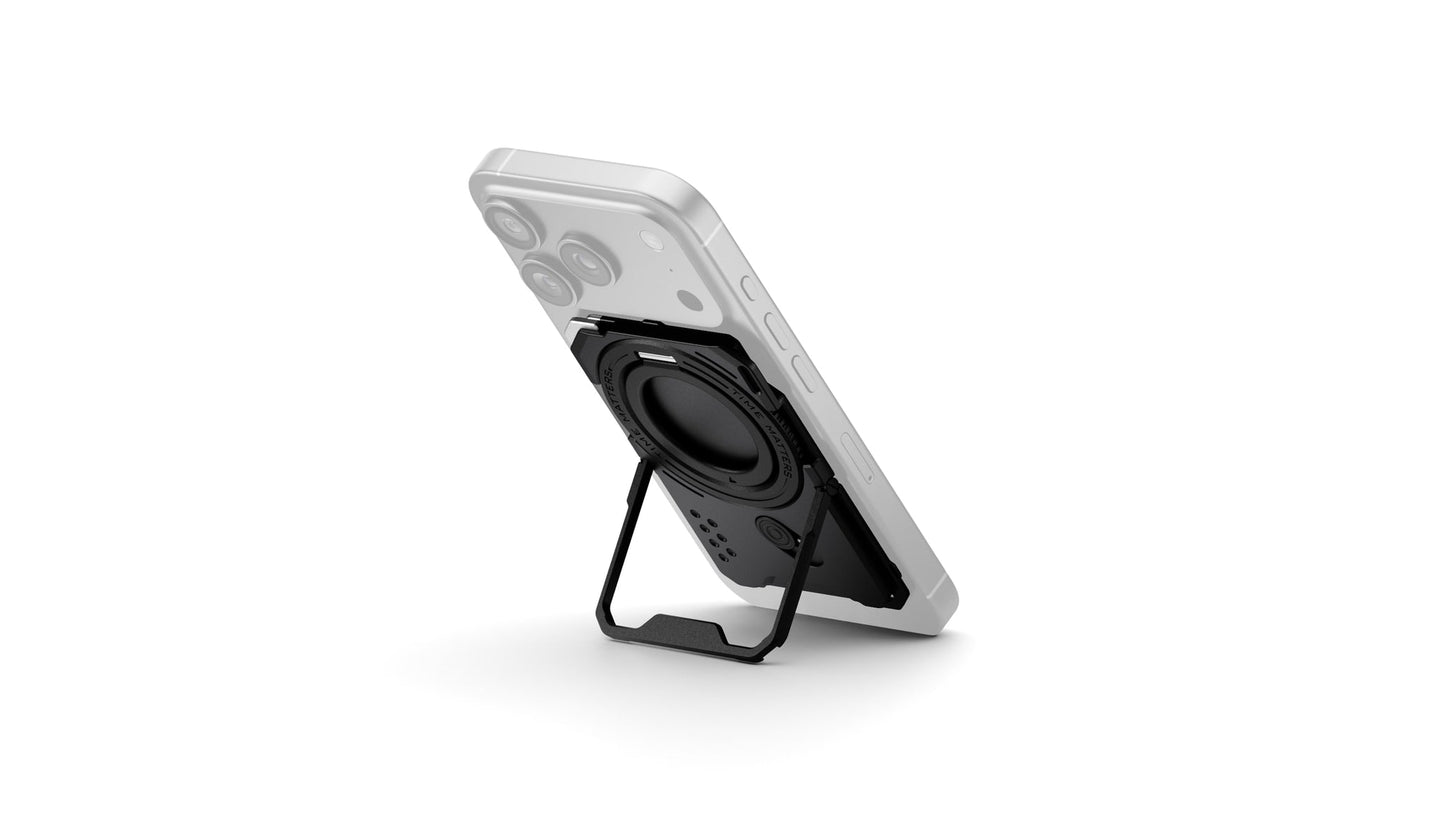 Khronos Multi-Functional Magnetic Backplate for iPhone 17 Pro/Pro Max